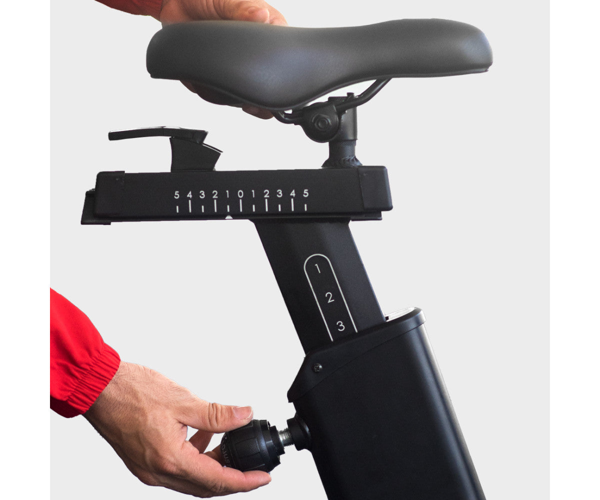 Vélo Cardio Air Bike IRON MASTER – Performance et Intensité